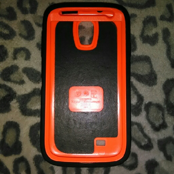 🚫SOLD🚫 Otter Box Phone Case - Picture 2 of 3