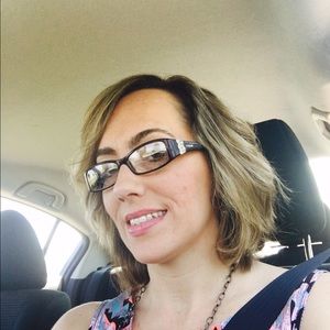 Meet your Posher, Tonya