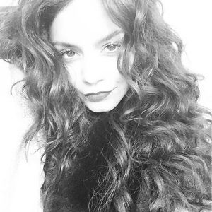 Meet your Posher, Elle