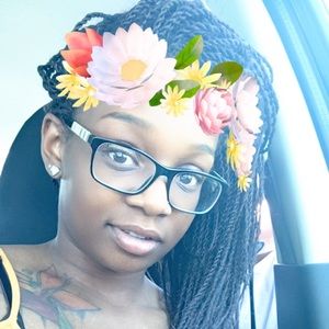 Meet your Posher, Imani