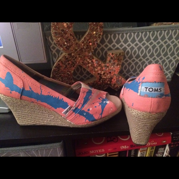 Toms Wedges - brand new