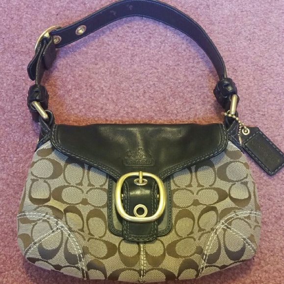 Coach Handbags - Cute Coach Purse
