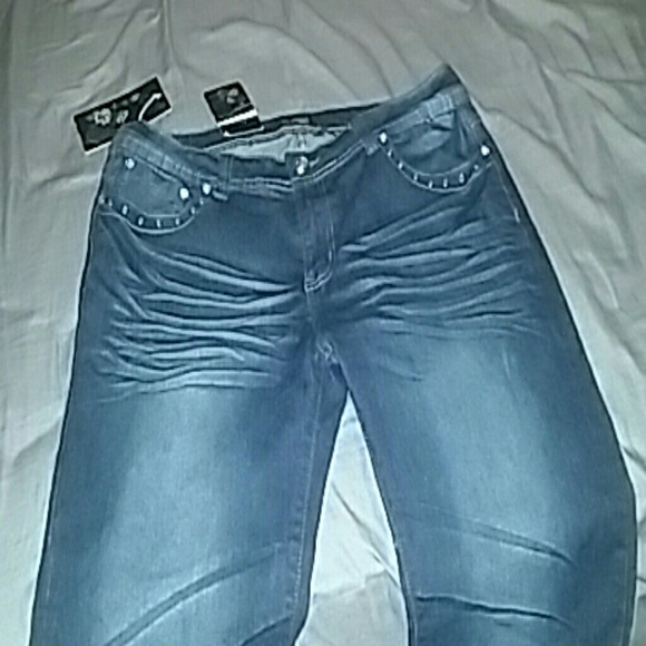 Bedazzled jeans - Picture 1 of 3