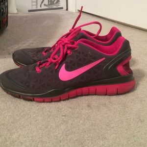 Nike free fit size 9