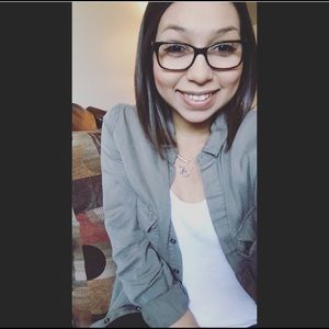 Meet your Posher, Celeste