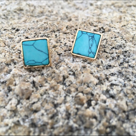 One left❗️Natural Marble stud earrings. - Picture 2 of 4