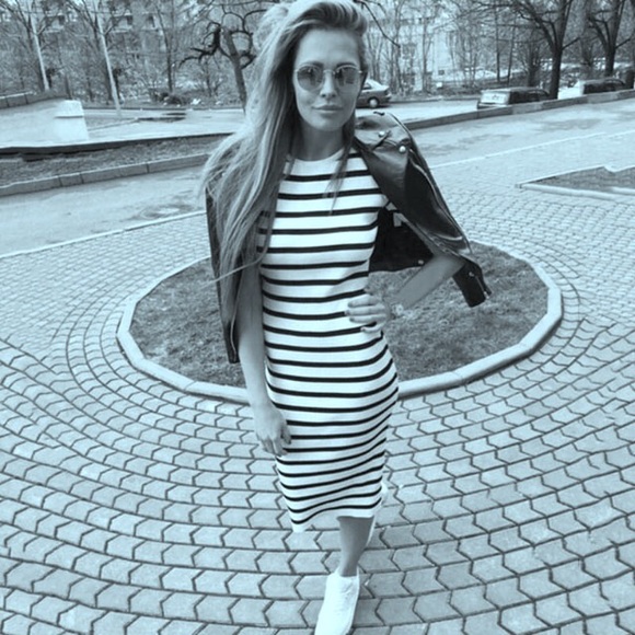 💠Striped midi dress - Picture 2 of 3