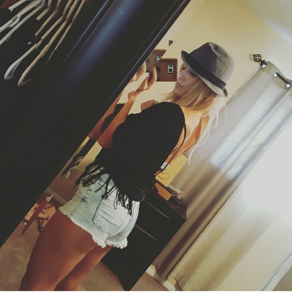 H&M jeans  Shorts - Picture 2 of 4