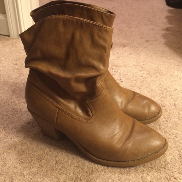 Slouchy Heeled Boots