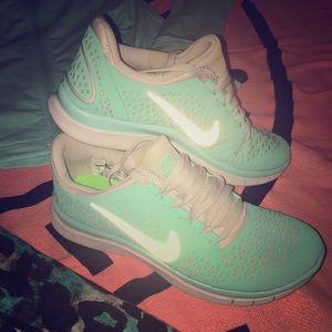 💠💎TIFFANY BLUE NIKE💎💠