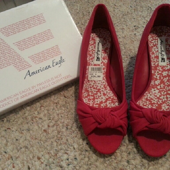 American eagles heel