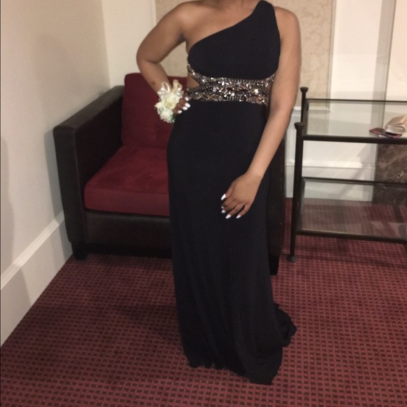 Black one shoulder prom dress