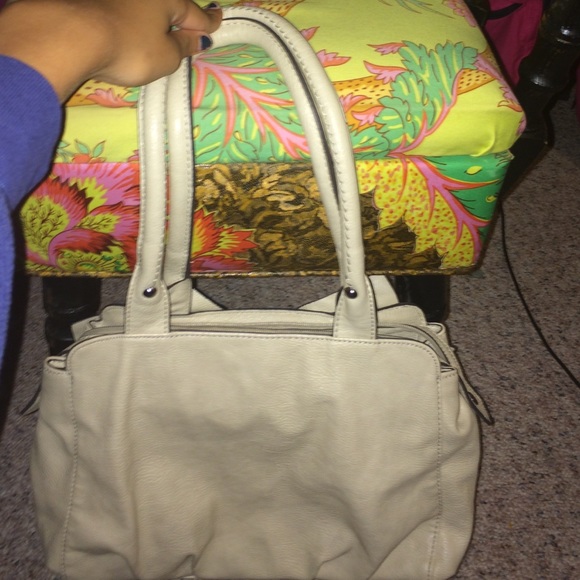 Bow tan shoulder purse with polka dotted inside - Picture 4 of 4