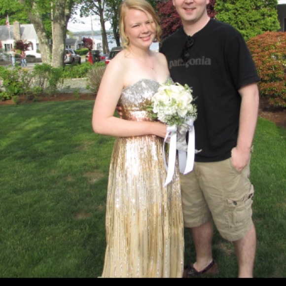 Prom dress - Picture 3 of 4