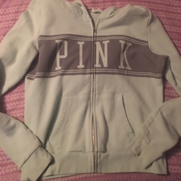 Vs zip up
