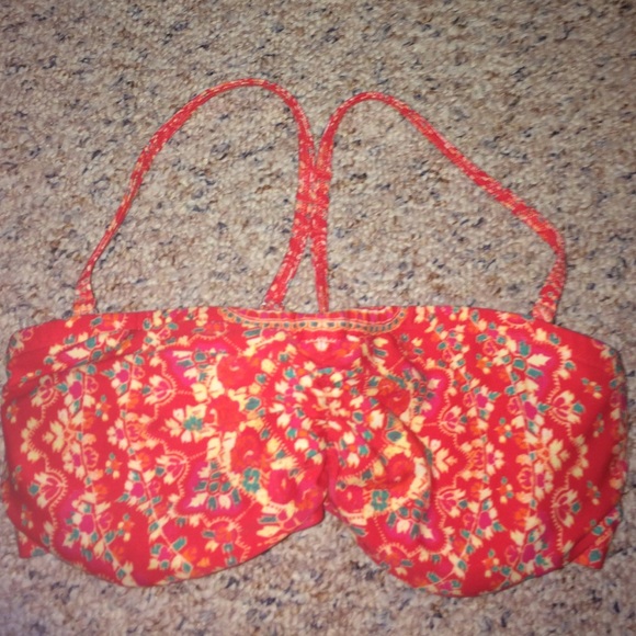 New athlete swim suit top 32d/dd