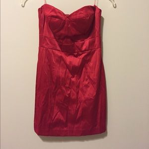 Red short strapless dress