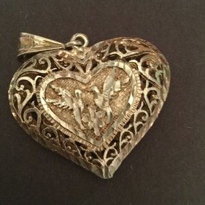 Heart Shaped Necklace Pendent