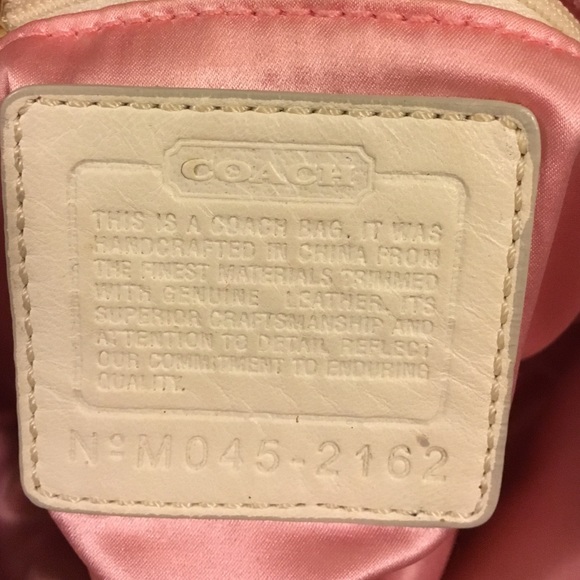 Coach purse 👛 - Picture 3 of 3