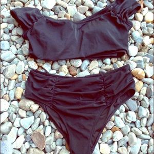 VS crop top swimsuit!