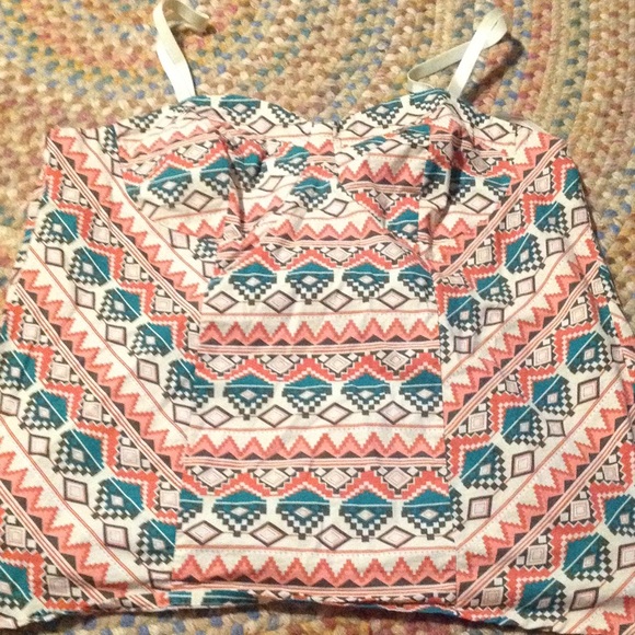 torrid Tops - Torrid tank 6