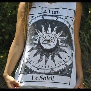 La lune la soleil Urban outfitters T shirt