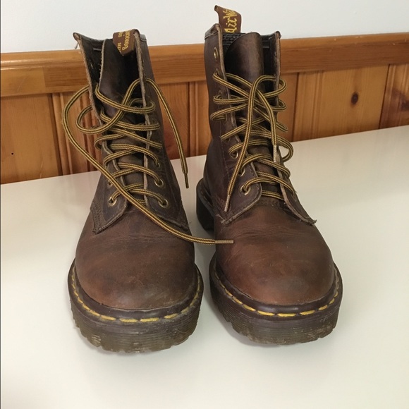 Dr. Martens Women's 1460 Size 5