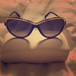 Authentic FENDI sunnies