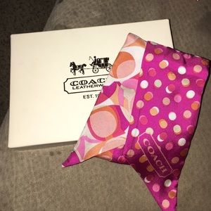 Coach ponytail scarf