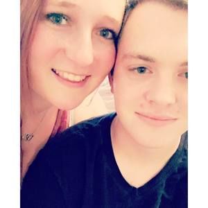 Meet your Posher, Tia