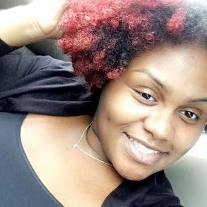 Meet your Posher, Clarissa