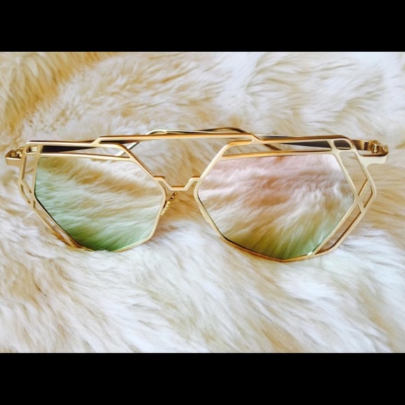 Unique abstract metal frame shades - Picture 1 of 1