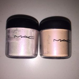 ❤️BUNDLE SALE❤️ 2 Mac Pigments!