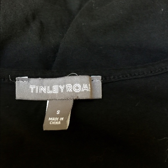 Tinley Road black ruffle tank top - Picture 3 of 4