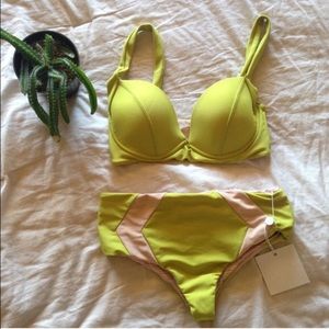 Acacia swim suit set!