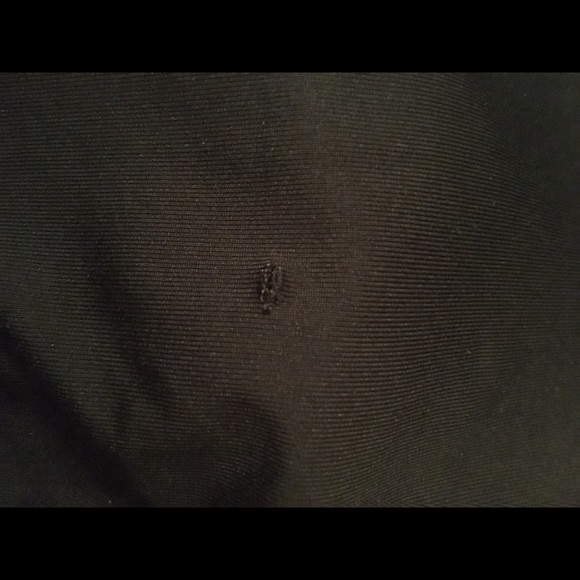 🚫SOLD🚫🎉Under Armour Women's HeatGear Capris - Picture 4 of 4