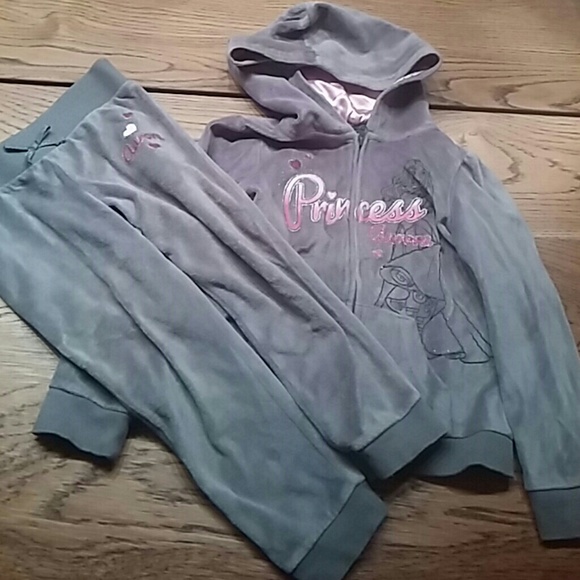 Disney Princess Aurora velour hoodie and pants 4T