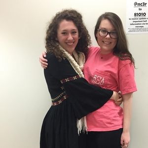 Meet your Posher, Carlyn