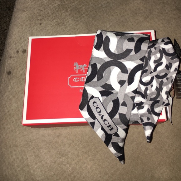 NWT Coach scarf