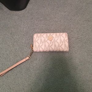 Michael Kors wallet