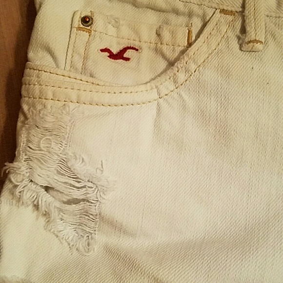 HOLLISTER jeans shorts white distressed size 5 - Picture 3 of 4
