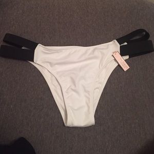 SOLD NWT Victoria's Secret Itsy Bottom
