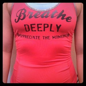 Silveressant Lululemon Tank