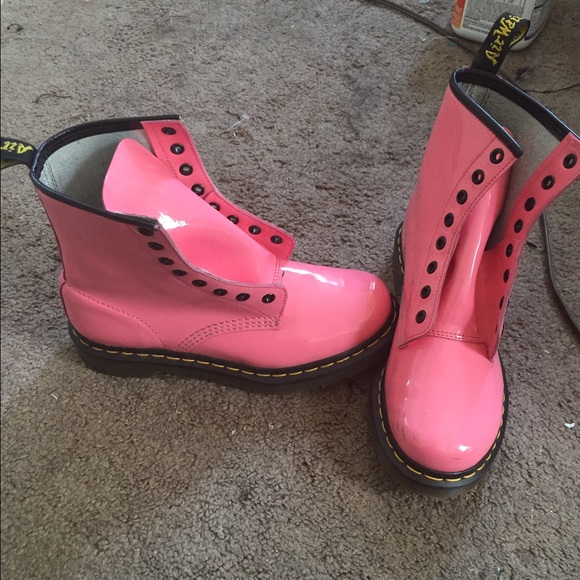 Dr marten women size 7 1/2