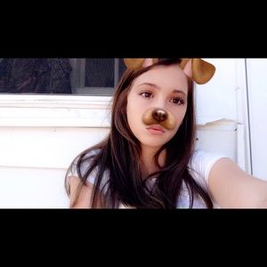 Meet your Posher, Carolyn