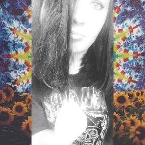 Meet your Posher, Amber