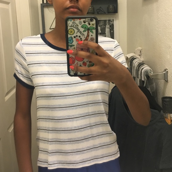 American eagle blue striped top