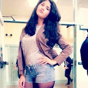 Meet your Posher, Aracely