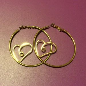 Heart hoop earings gold