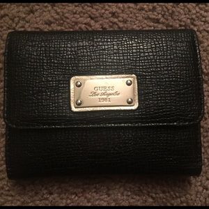 Guess wallet